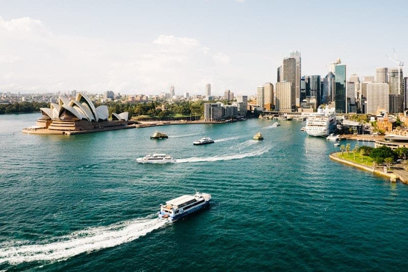 Sydney harbour and Opera House — destination of the Ho Chi Minh City (SGN) to Sydney (SYD) route